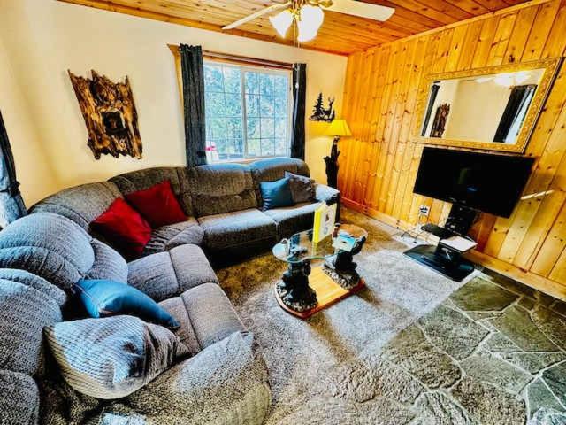 Cozy Bear South-Inside Yosemite-Sleeps 5 Apartment Yosemite West Exterior photo